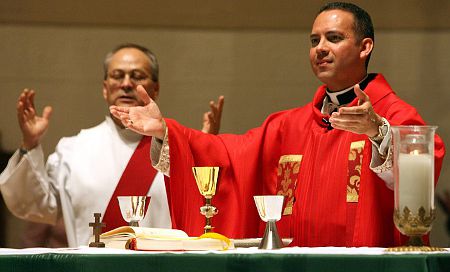 priest-at-altar